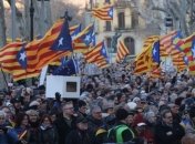 В Мадриде тысячи людей вышли в поддержку экс-лидера Каталонии