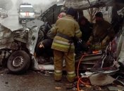 ДТП в Днепропетровской области: микроавтобус столкнулся с грузовиком