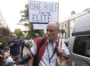 Нарушение карантина: советник Джонсона отказался извиняться 