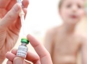 Кабмин закупит почти 2,3 млн вакцин от кори на сэкономленные средства