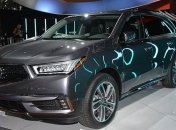 Acura показала обновленный кроссовер MDX