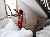 Снегопад в Италии: туристов эвакуировали вертолетами