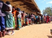 Лидер оппозиции Зимбабве заявляет о победе на выборах