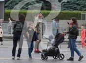 "Перед кремлевским занавесом": мужчина выстрелил себе в голову прямо на Красной площади (фото, видео)