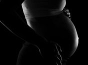 Ученые проверили, правда ли так вредно курить во время беременности: результаты получились спорными