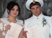Освобожденный моряк Варимез сыграл свадьбу