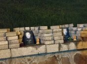 Парень помочился на портреты Героев Небесной сотни в центре Киева: фото негодяя попало в сеть