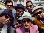 "Uptown Funk" Бруно Марса стала 13-м "бриллиантовым" синглом за всю историю