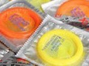 Созданы презервативы для борьбы с курением