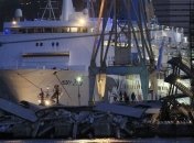 В Италии судно врезалось в здание 