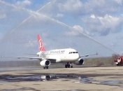 Первый рейс Turkish Airlines прибыл в Ивано-Франковск из Стамбула