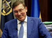 Луценко после освобождения от должности руководителя ГПУ останется прокурором
