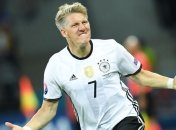 Швайнштайгер проведет прощальный матч за сборную Германии