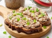 Закуска из сельди для бутербродов - простой рецепт