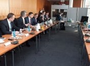 Гройсман: Международное давление на Россию должно продолжаться