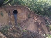 В Запорожье обрушился магистральный канализационный коллектор