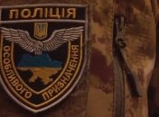 В одном из хостелов Одессы задержали 25 вооруженных мужчин