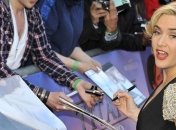 Уинслет рекламирует фильм о необходимости легализации наркотиков