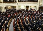 Большинство депутатов скрывают своих помощников   