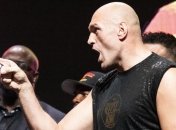 Фьюри намерен отказаться от чемпионского титула в боксе