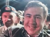 Саакашвили сфотографировался с украинским десантниками