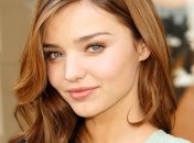 Миранда Керр появилась на публике в нелепом наряде