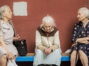 Після втрати годувальника часом має сенс перейти на отримання його пенсії, проте без нюансів не обійдеться