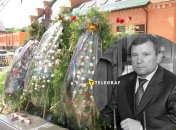 Владимир Кисель похоронен на территории мужского монастыря в Киеве