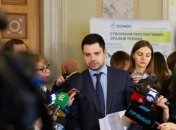 В "Слуге народа" заявили о наличии крымской и севастопольской партячеек