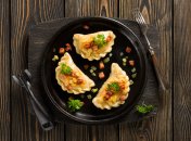 Как лепить вареники красиво: 2 простых способа