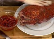 Баранья нога в перечно-томатном соусе