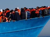 Иммигранты в Италии объявили голодовку на борту судна