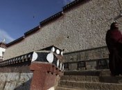 Монах совершил самосожжение возле храма