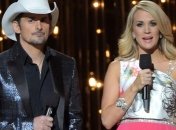 Ведущие церемонии "CMA Awards 2014"  высмеяли Тейлор Свифт (Видео)