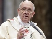 Папа Римский осудил "эпидемию враждебности" к беженцам и религиям