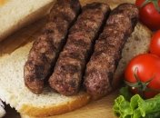 Традиционное в Болгарии блюдо - кебабчет