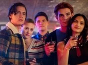 Дилан Спроус рассказал, с кем его брат-близнец проводит карантин, и это не Лили