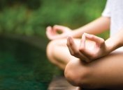 Медитация способствует снижению веса