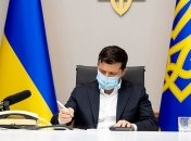 Зеленский после жалоб Путина подписал нашумевший закон о коренных народах Украины