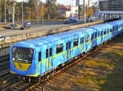 Одну из станций метро в Киеве закрыли: ищут бомбу