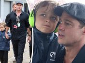 Брэд Питт взял младшего сына Нокса на мотогонки