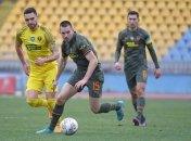 "Шахтер" принимал "Днепр-1"