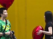 Каждый пятый родитель борется с "нежелательными" романами детей