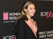 "Все мозги отморозила": Майли Сайрус обнажилась на Пасху