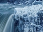 У берегов США в третий раз за 80 лет замерз Атлантический океан (Видео)