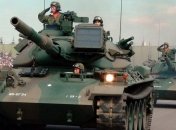 Япония начнет поставлять оружие коммунистическим странам