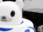 Робот-медведь ROBEAR поможет людям с ограниченными возможностями