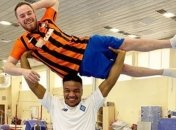Верняев и Беленюк эффектно анонсировали матч Шахтер - Динамо