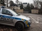 В Чехии неизвестный захватил банк и взял 9 заложников