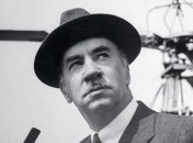 В Киеве устанавливают памятник Сикорскому (Видео)